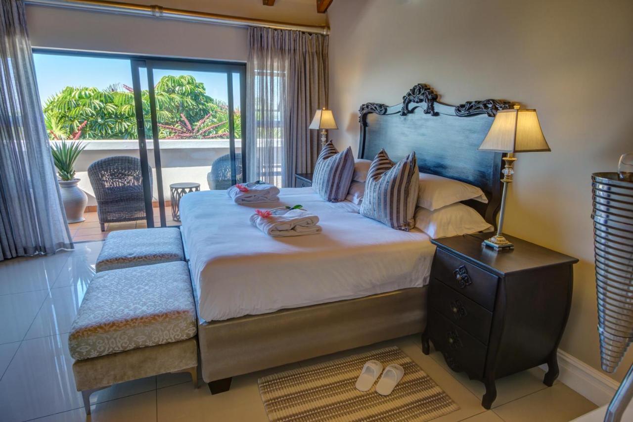 The View Boutique Hotel & Spa Amanzimtoti Luaran gambar A bedroom at the Oyster Box